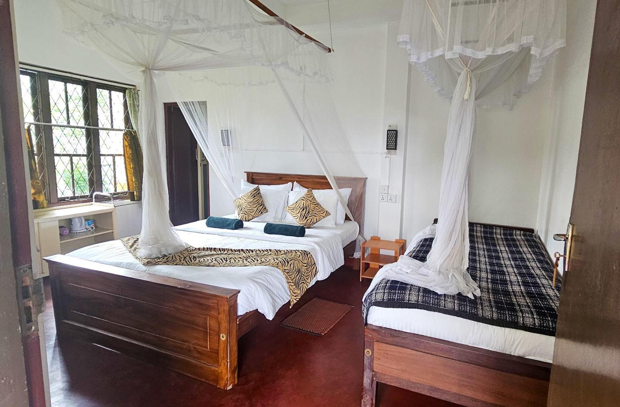 Hilltop Guest House Ella Kamer foto